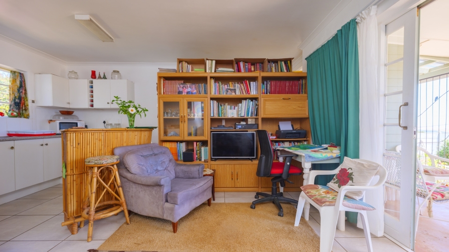 2 Bedroom Property for Sale in Napier Western Cape